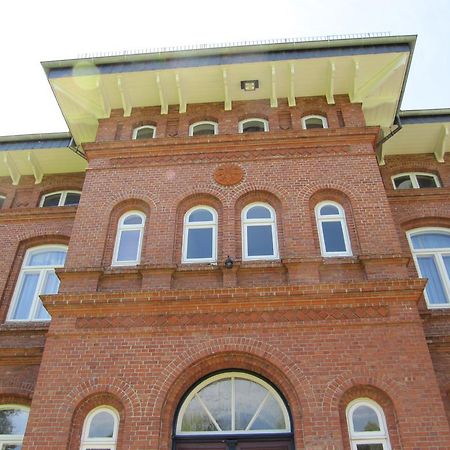 Haus Im Park Apartamento Wesselburen Exterior foto