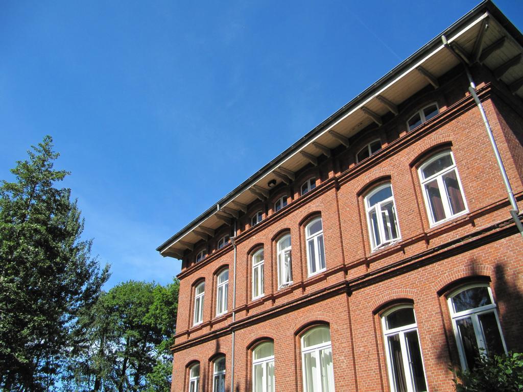 Haus Im Park Apartamento Wesselburen Exterior foto