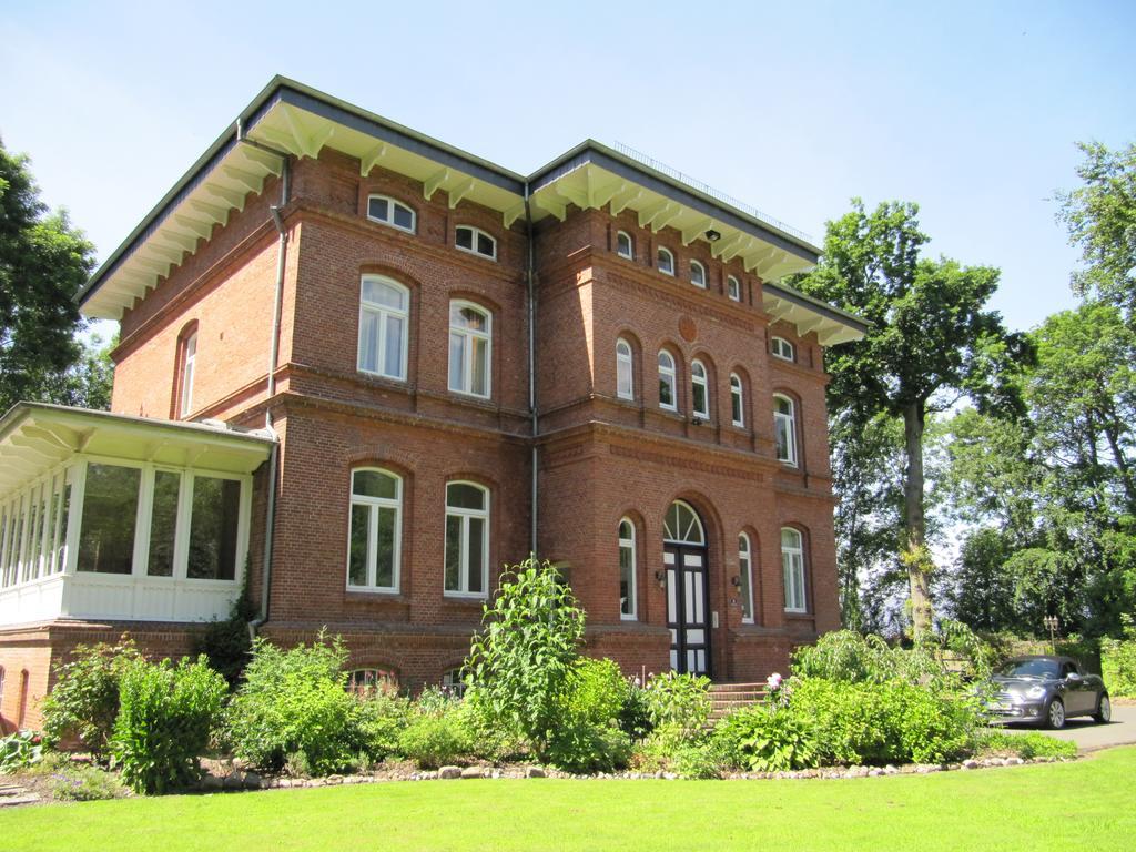 Haus Im Park Apartamento Wesselburen Exterior foto