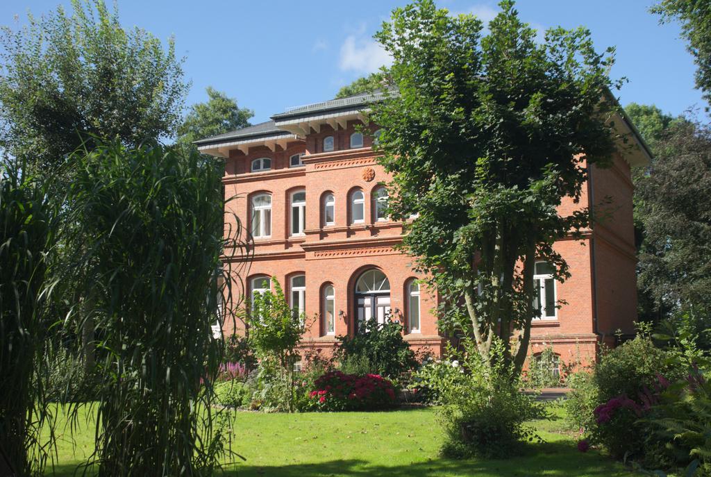 Haus Im Park Apartamento Wesselburen Exterior foto